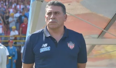 El técnico de Junior, Luis Fernando Suárez.
