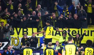 La celebración de los jugadores del Dortmund.
