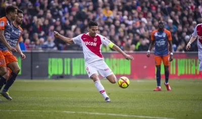 Falcao anota el gol del AS Mónaco. 