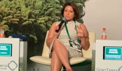 Natasha Avendaño, superintendente de Servicios Públicos.