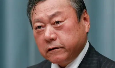  Yoshitaka Sakurada, ex ministro japonés para los Juegos Olímpicos. 