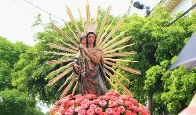 Virgen de Nuestra Señora del Rosario.