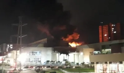 Incendio en Centro Comercial Buenavista