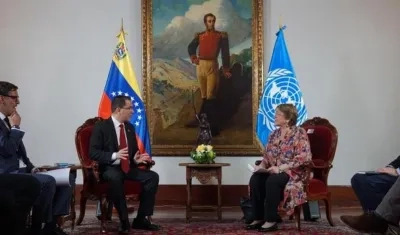 El ministro Jorge Arreaza y la alta comisionada de la ONU, Michelle Bachelet.