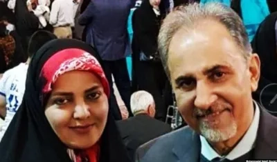 Mohamad Ali Nayafí y su segunda esposa, Mitra Ostad, a quien asesinó.