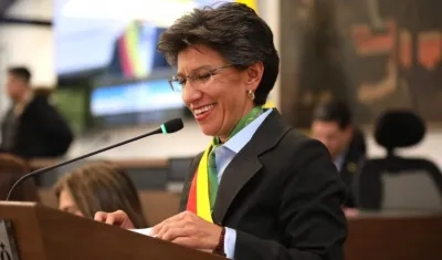 Claudia López durante el discurso de posesión.
