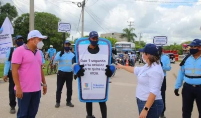 La campaña de prevención vial inició en el municipio de Santo Tomás.