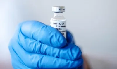 La vacuna Pfizer pidió autorización a la FDA para su vacuna, tras cumplir los pasos requeridos.