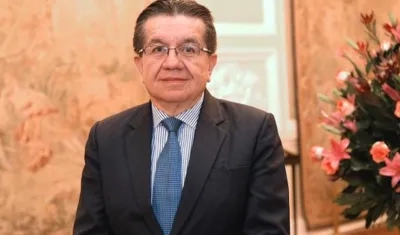 Fernando Ruiz Gómez es el nuevo Ministro de Salud.
