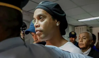 Ronaldinho en arresto. 