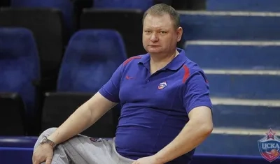 El médico del CSKA Moscú, Roman Abzhelilov.