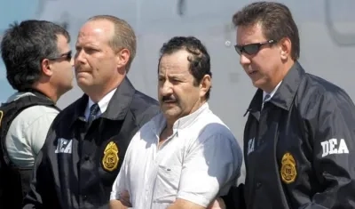 Han pasado doce años de esta foto en la extradición de Hernán Giraldo a Estados Unidos.