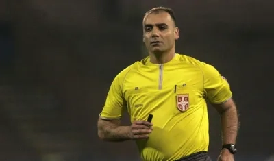 Srdjan Obradovic, árbitro serbio. 
