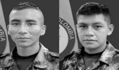 Januar Jhonatan Gutiérrez Titimbo y Juan Clímaco Guetocue Volveras, soldados fallecidos.