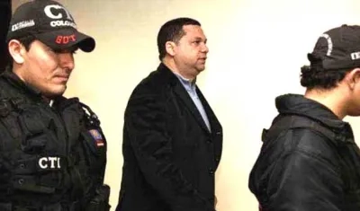 El abogado Arcadio Martínez cuando fue capturado por el CTI.