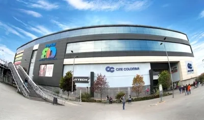Centro Comercial Portal de la 80, en Bogotá.