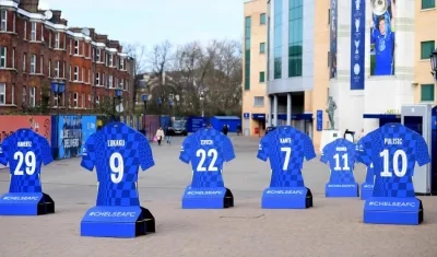 Exhibición con las camisetas de los jugadores del Chelsea. 
