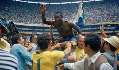 Pelé celebrando el título mundial de 1970. 