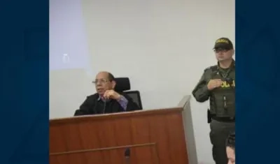 Alberto Oyaga Machado fungiendo como Juez Penal.