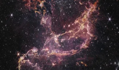 Fotografía sin fecha cedida por la NASA que muestra la región NGC 346.