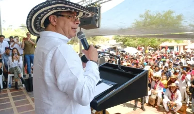 El presidente Petro este sábado en su visita a San Benito, Sucre