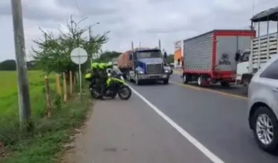 La fuerza pública vigila el retorno de la normalidad en las carreteras del Bajo Cauca y Nordeste Antioqueño
