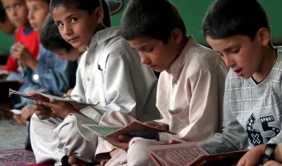 Estudiantes afganos