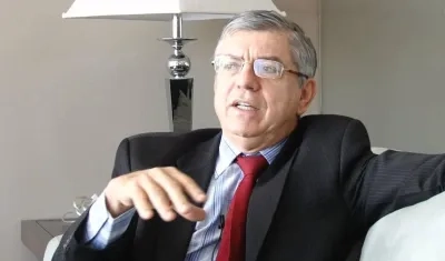 Expresidente César Gaviria, director del Partido Liberal.