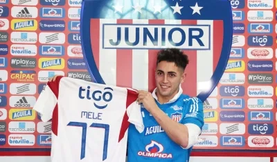 Santiago Mele, portero uruguayo con la camiseta de Junior.