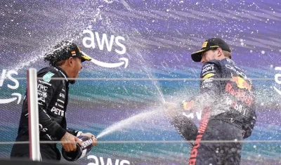 Lewis Hamilton y Max Verstappen.