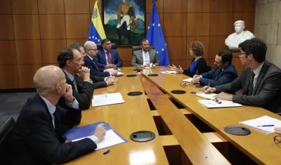 Comisionados de Venezuela y la Unión Europea.