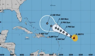 Trayectoria del huracán 'Lee' pronosticada por el Centro Nacional de Huracanes. 