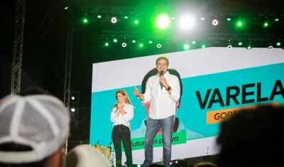 Alfredo Varela en su cierre de campaña en la Plaza de la Paz. 