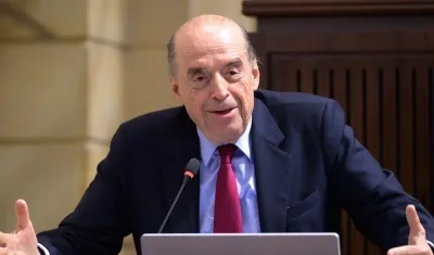 Álvaro Leyva Durán.