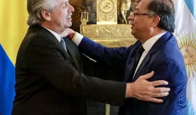 El expresidente de Argentina Alberto Fernández y el Presidente de Colombia Gustavo Petro. 