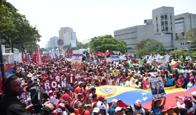 La masiva marcha chavista en Caracas de este lunes