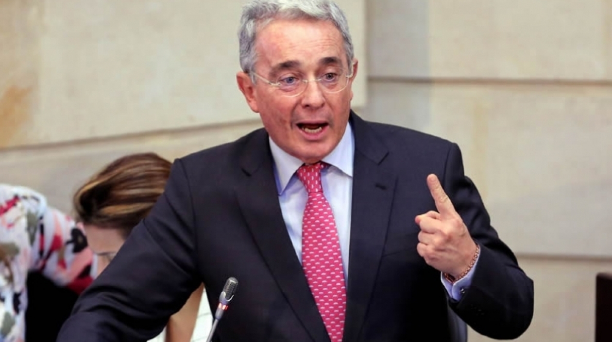 El senador de la República, Álvaro Uribe Vélez.