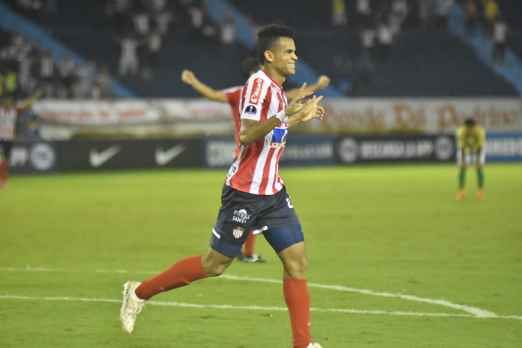 Luis Díaz celebrando el gol en el Metropolitano.