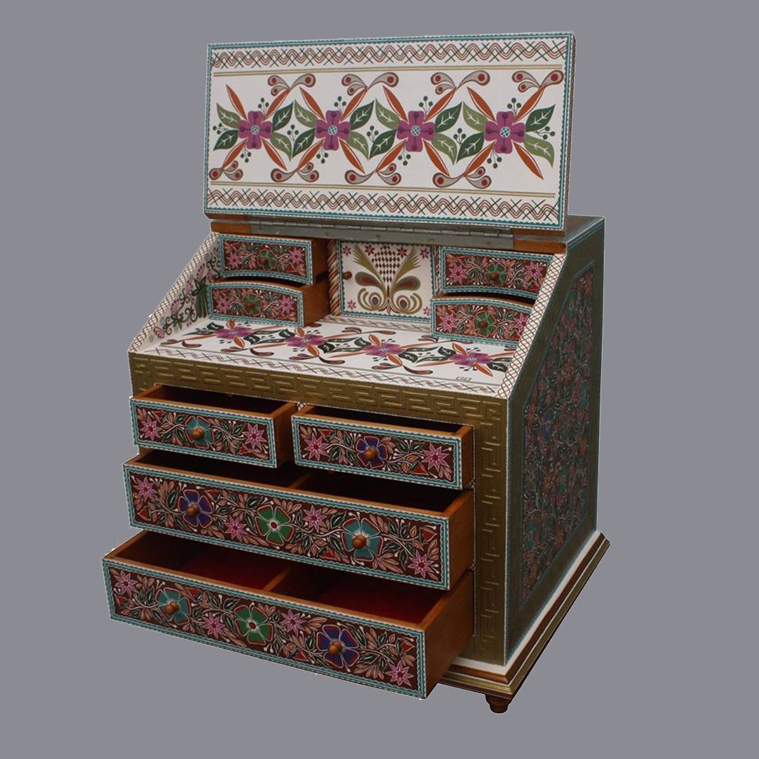Bargueños, muebles o joyeros en madera, destinados para diversos fines, a escala, son realizados por el artista Gilberto Granja,.