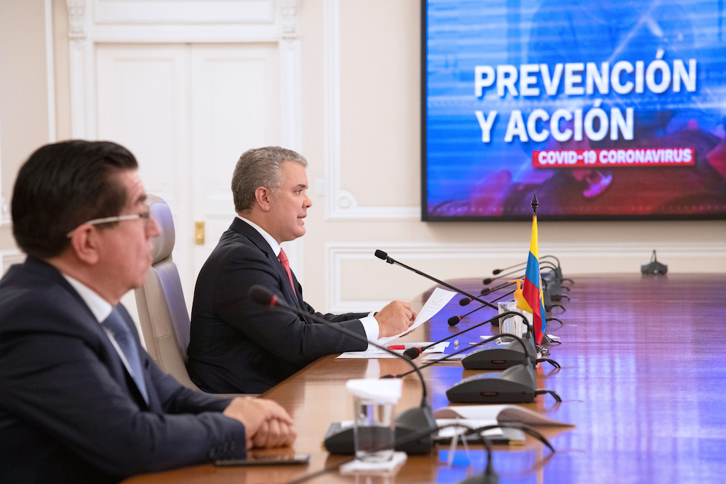 Con el Ministro de Salud, Fernando Ruiz, en el programa 'Prevención y Acción'.