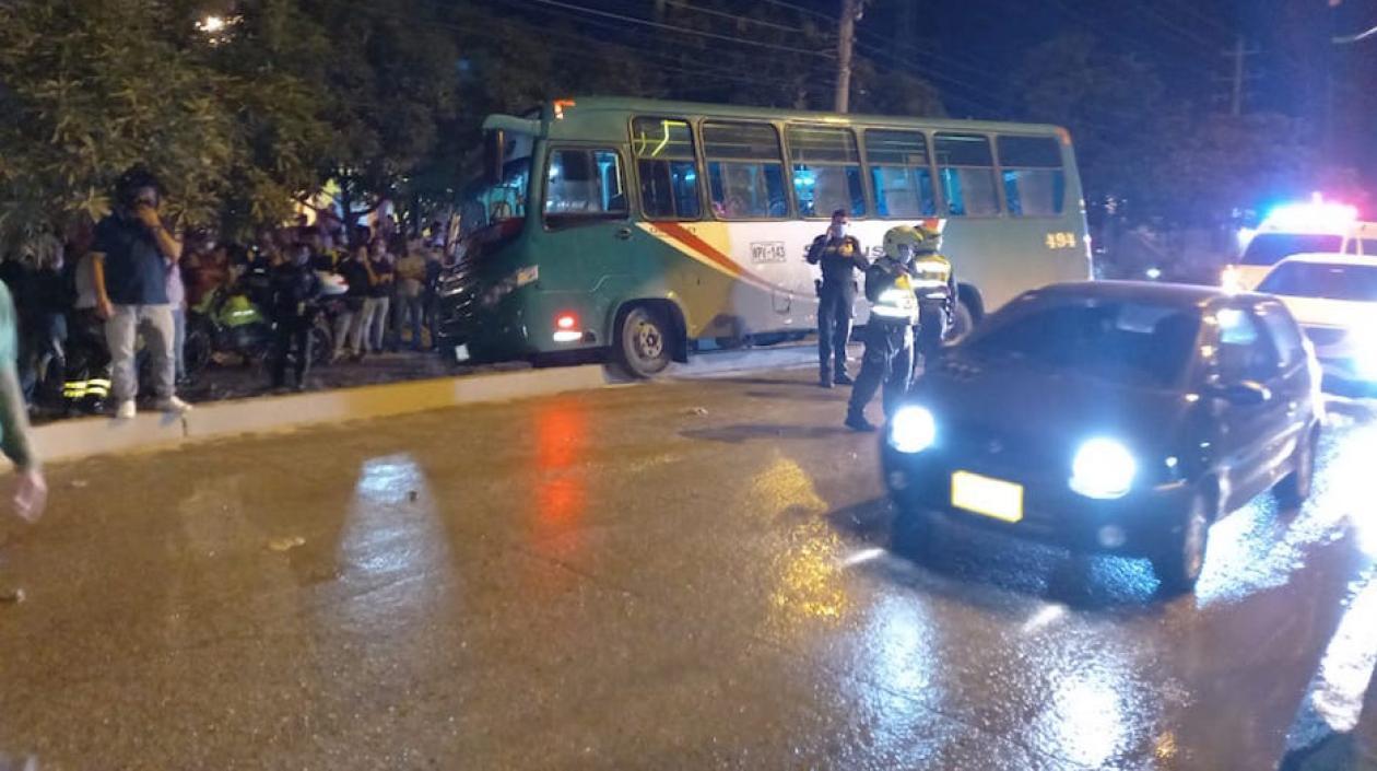 Jamir Enrique Palacios Pérez, de 34 años de edad, fue asesinado cuando conducía este bus de Sobusa. 