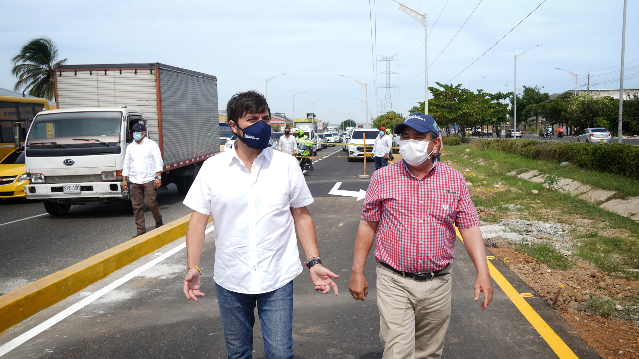 El Alcalde Jaime Pumarejo y el Secretario de Obras, Rafael Lafont.