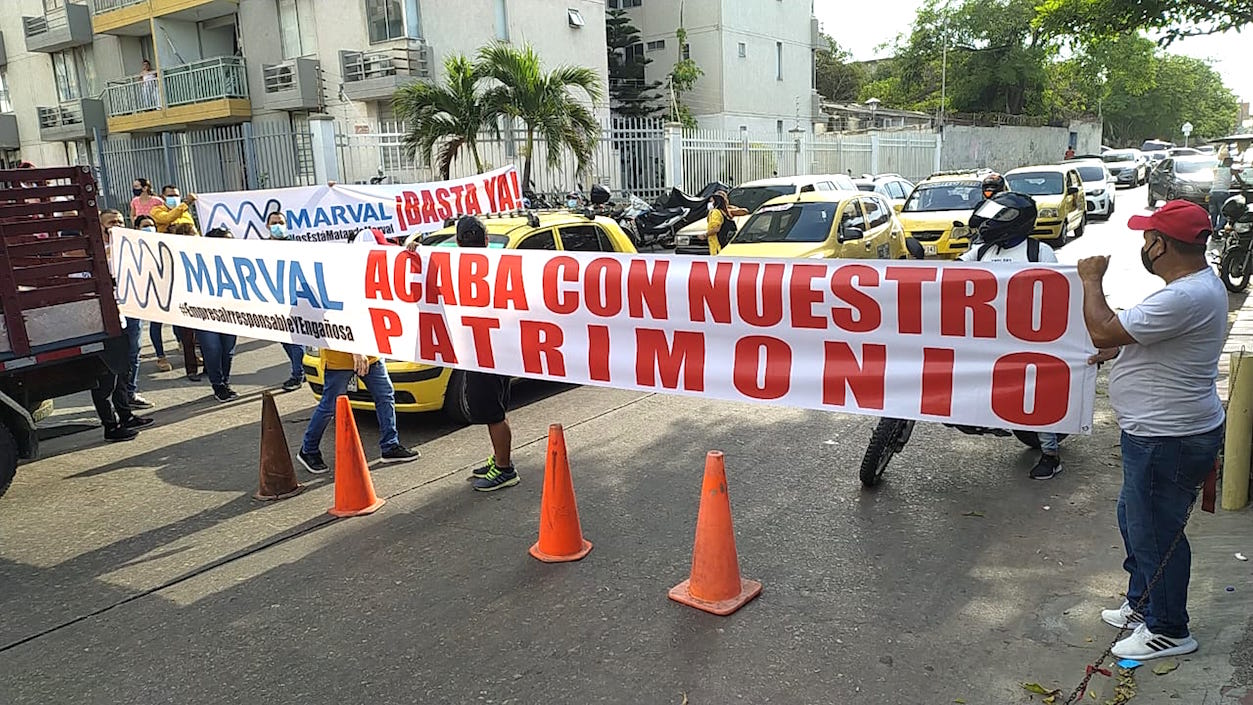 Protesta de los residentes en Altos de San Isidro.