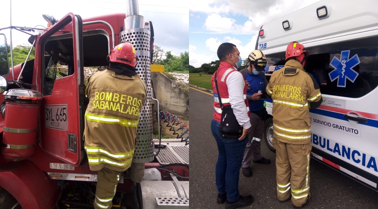 Los bomberos de Sabanalarga hicieron presencia en el lugar del accidente. 