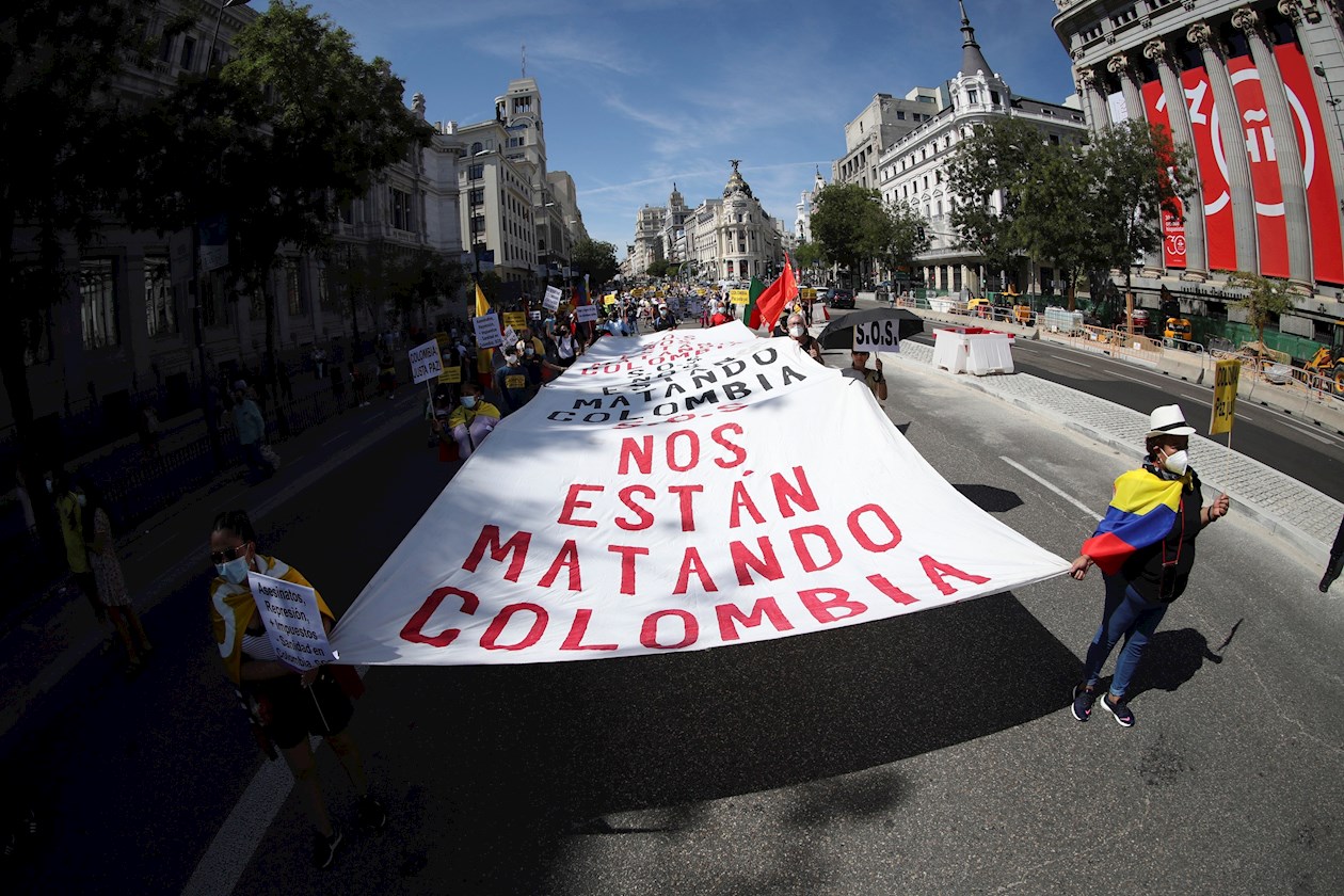 Colombianos protestan en Madrid contra la próxima visita de Iván Duque.