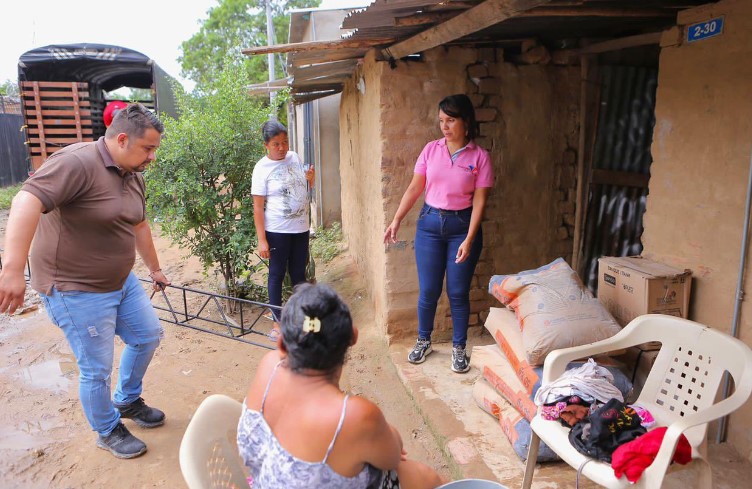 Censo y entrega de materiales de construcción en Valledupar.