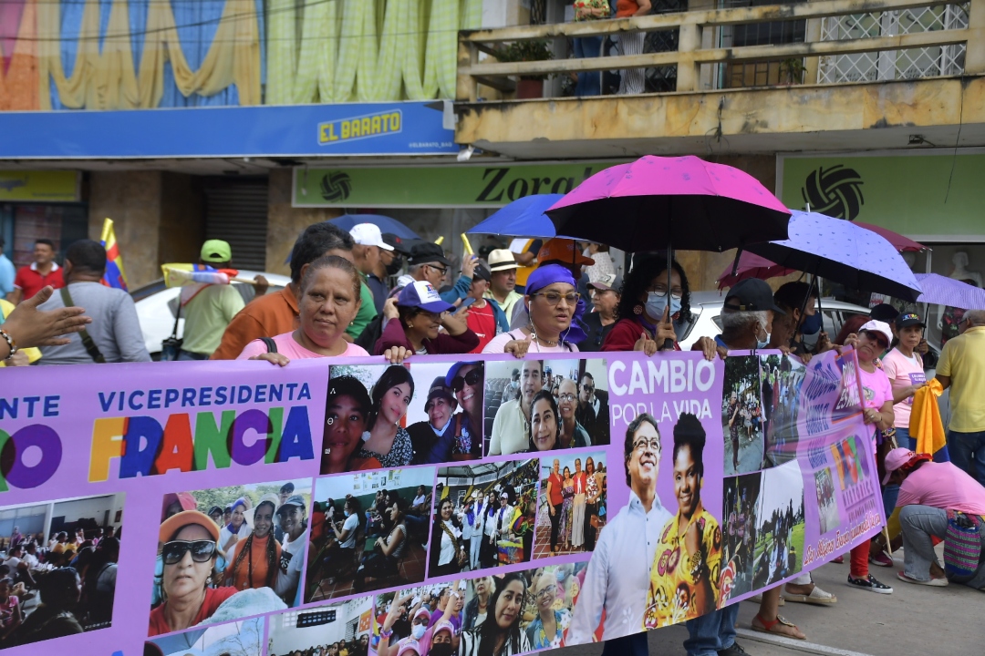 Marcha de seguidores de Gustavo Petro en Barranquilla.