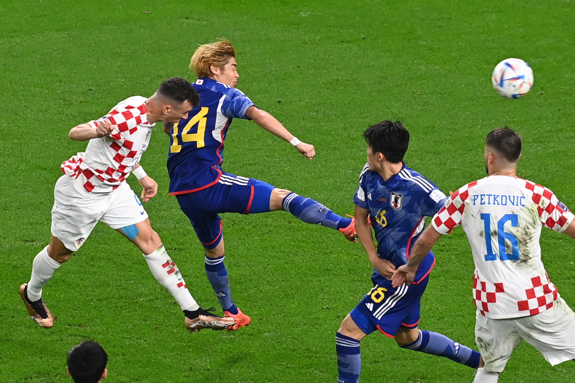  Ivan Perisic marcó, con golpe de cabeza, el gol del empate de Croacia.