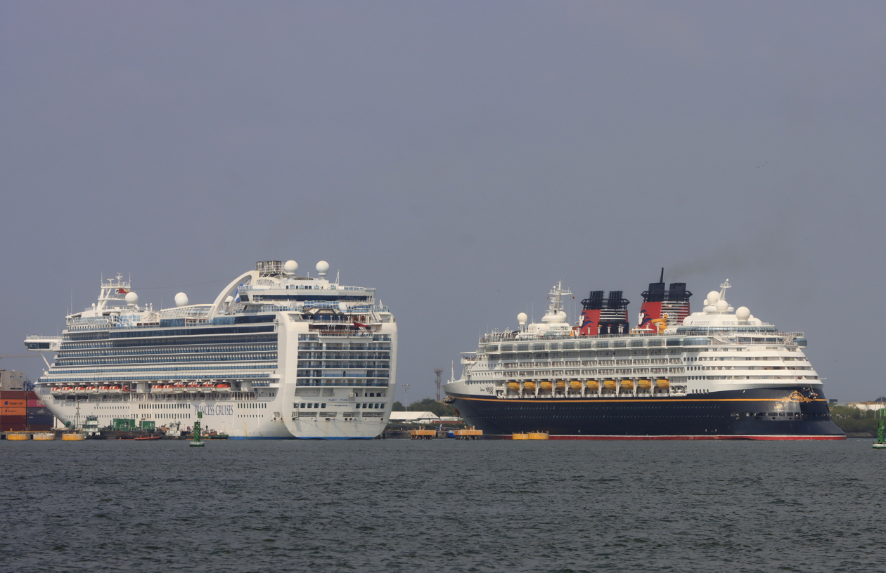 Los cruceros Ruby Princess y Disney Wonder llegaron a Cartagena.