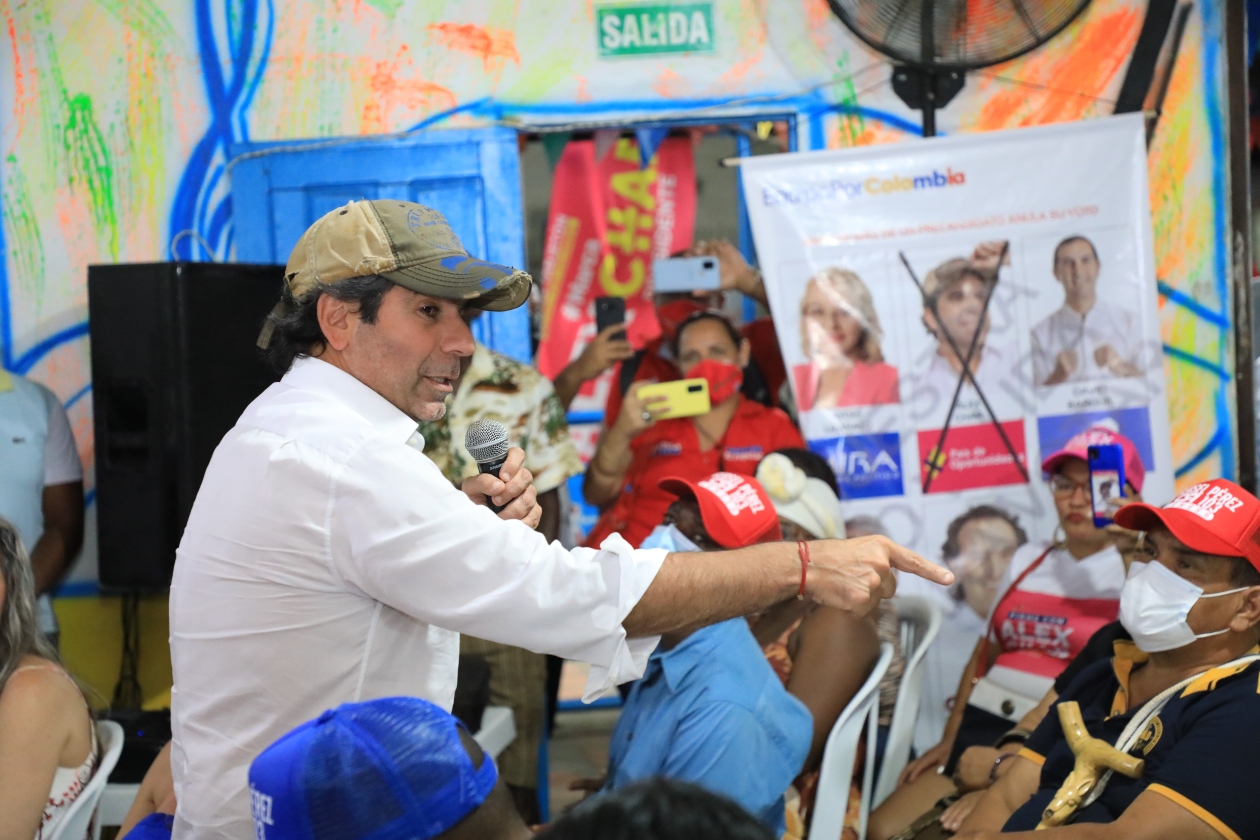 El precandidato a la Presidencia de la República, Alejandro Char.